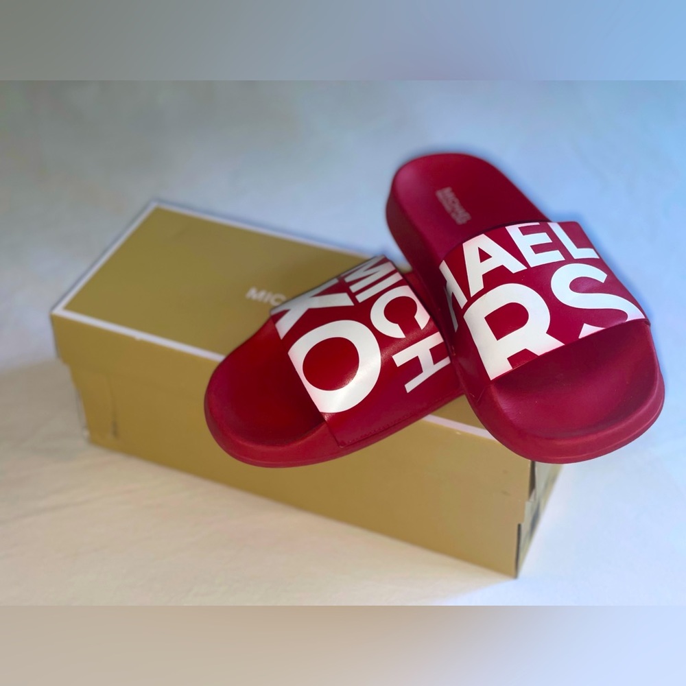 Michael kors slides